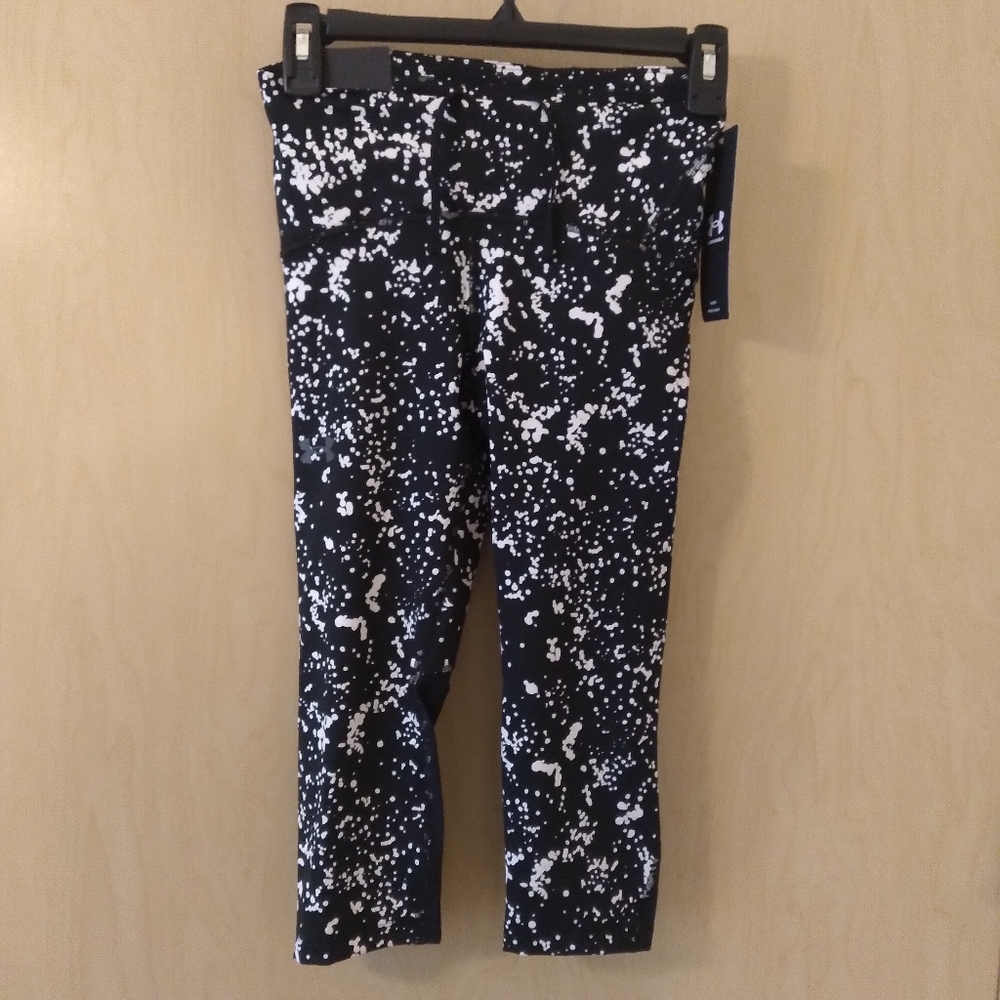 NWT Under Armour Fly Flast Black & White Compression Leggings (S)